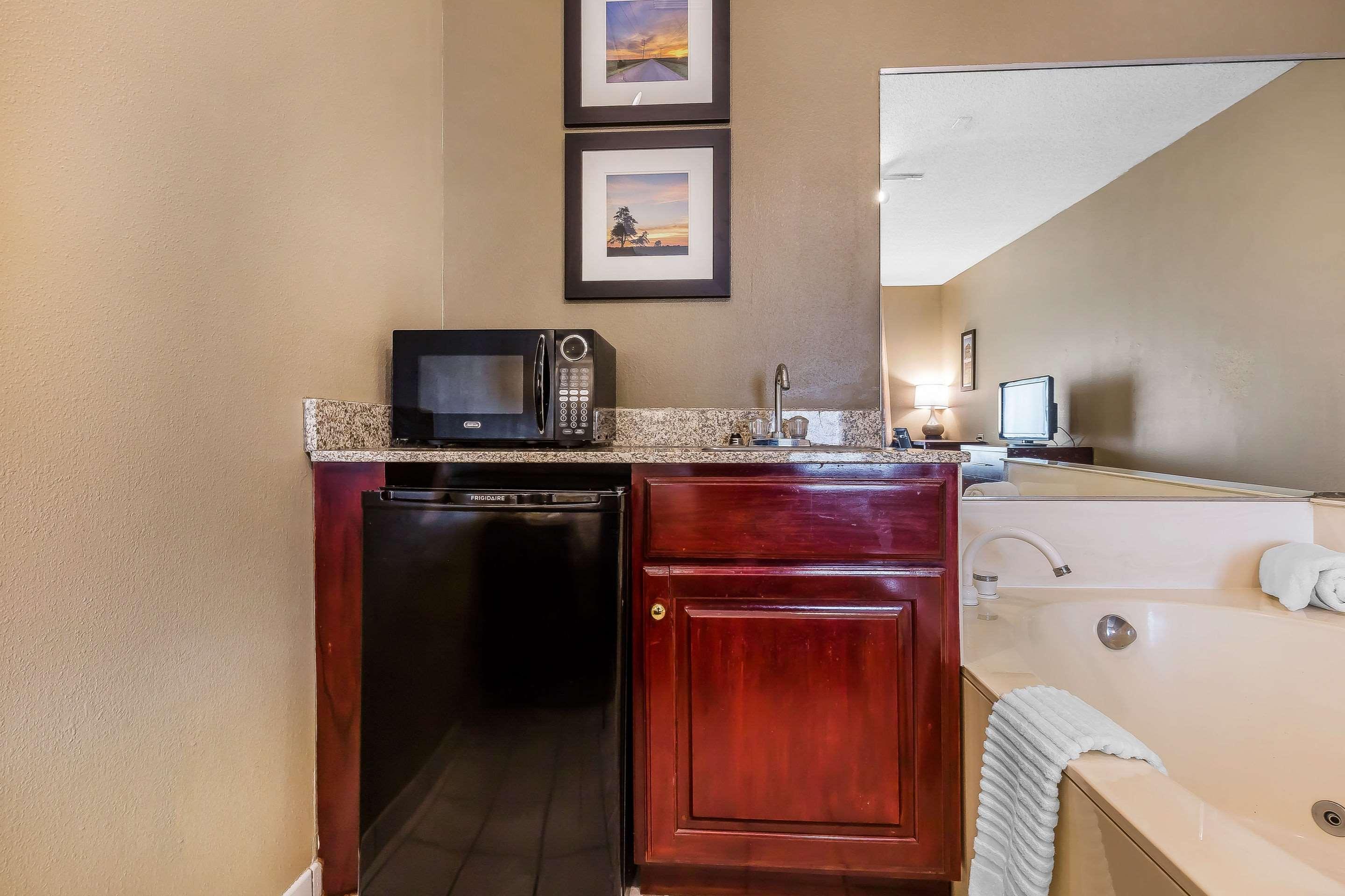 Comfort Inn & Suites Mishawaka-サウスベンド エクステリア 写真