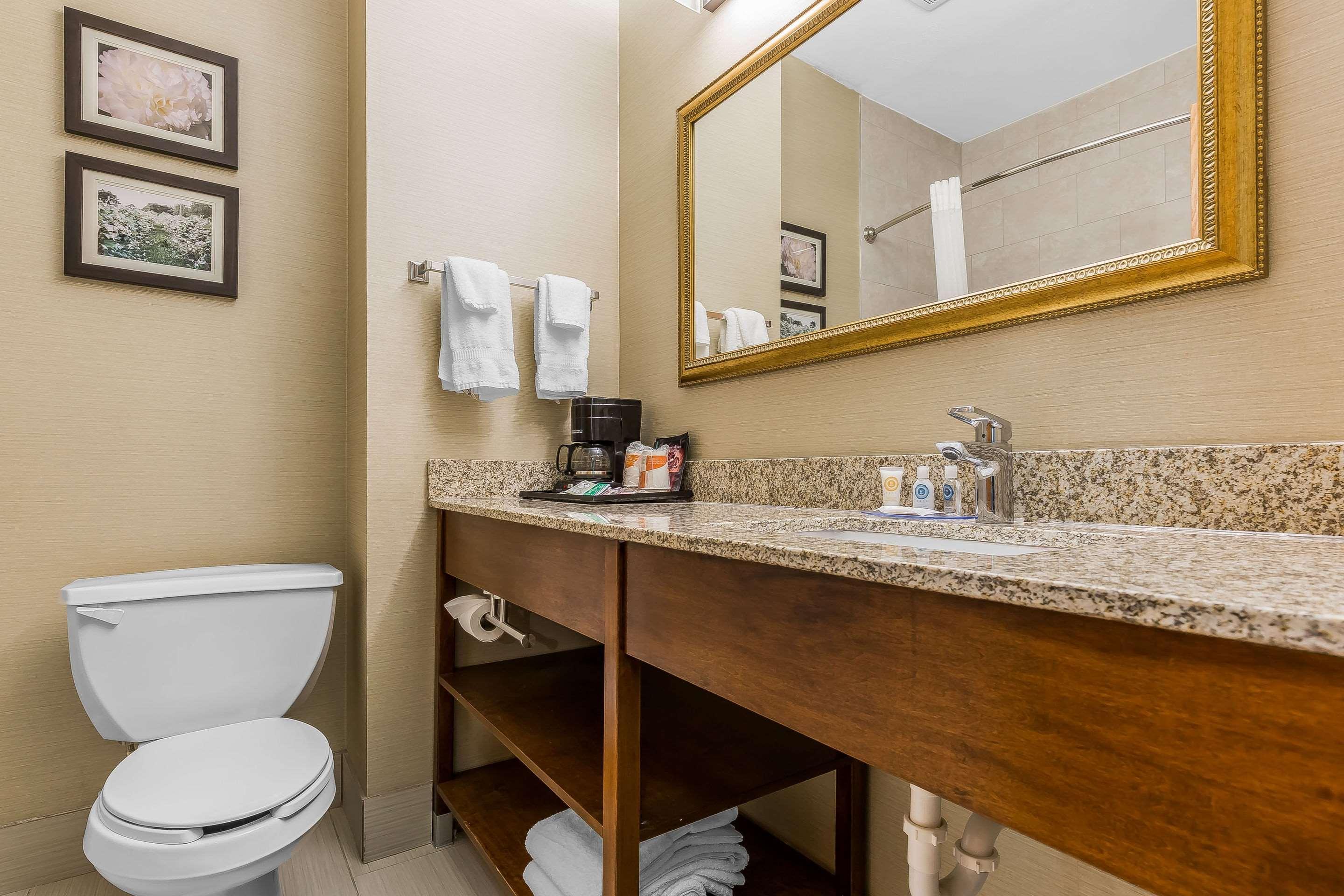 Comfort Inn & Suites Mishawaka-サウスベンド エクステリア 写真